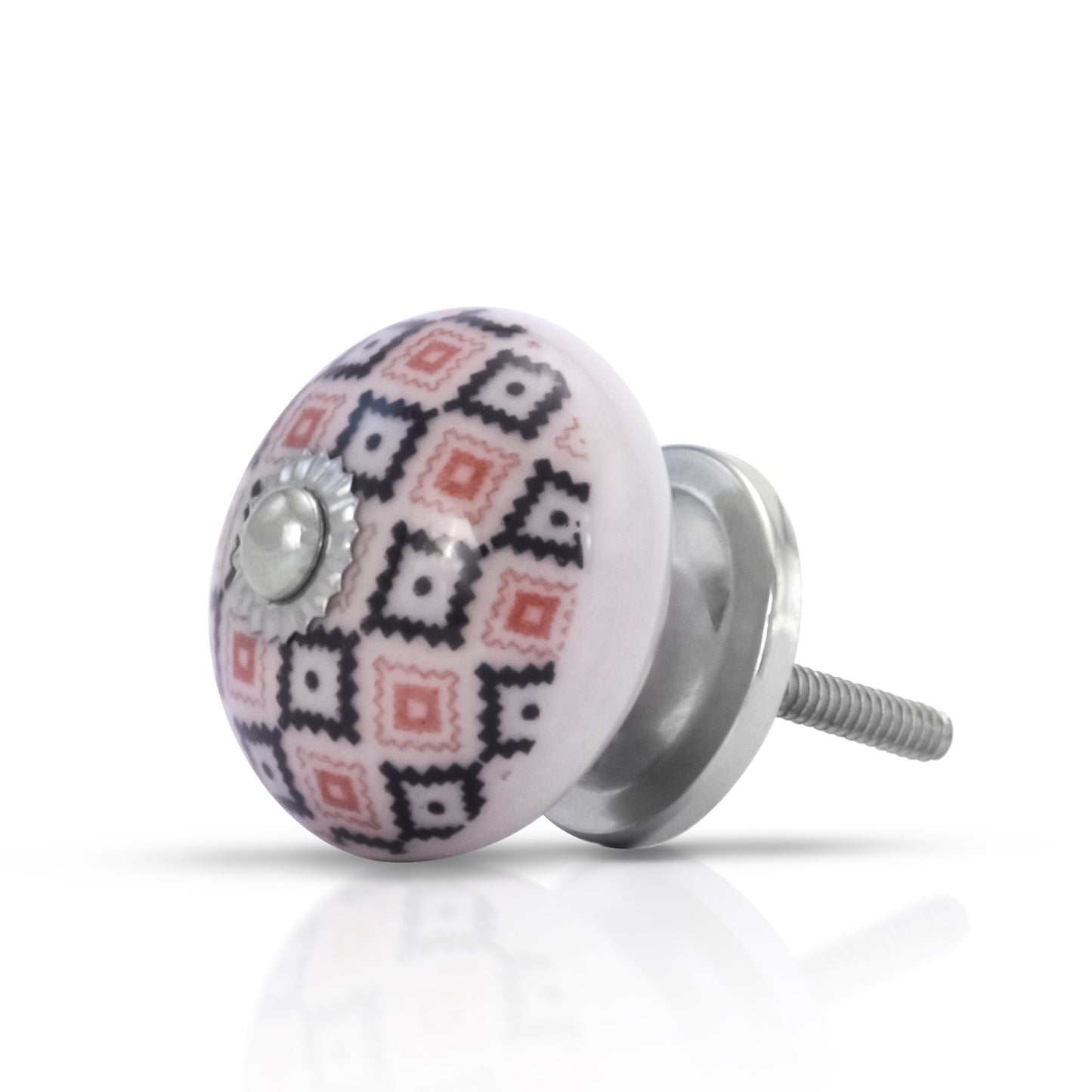 Mascot Hardware Quatrefoil 1-3/5 in. Drawer Cabinet Knob