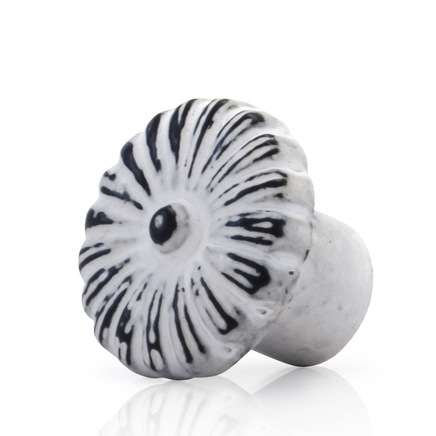 Mascot Hardware Beaded Floral 1-1/4" (30mm) Patina Drawer Cabinet Knob