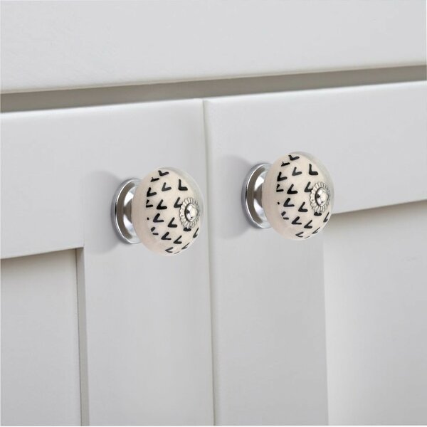 Mascot Hardware Scarlet 1-3/5 in. Pattern Drawer Cabinet Knob