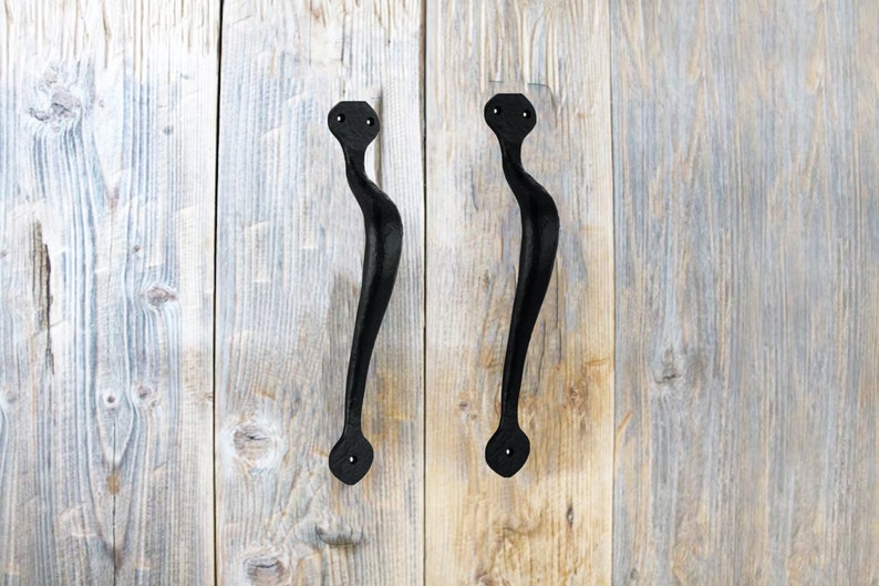 Mascot Hardware Spear 9'', 13 Black Door Pull Handle Single Pack