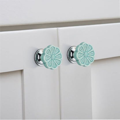 Mascot Hardware Anemone 1-4/7 in. Cabinet Knob (Pack of 10)