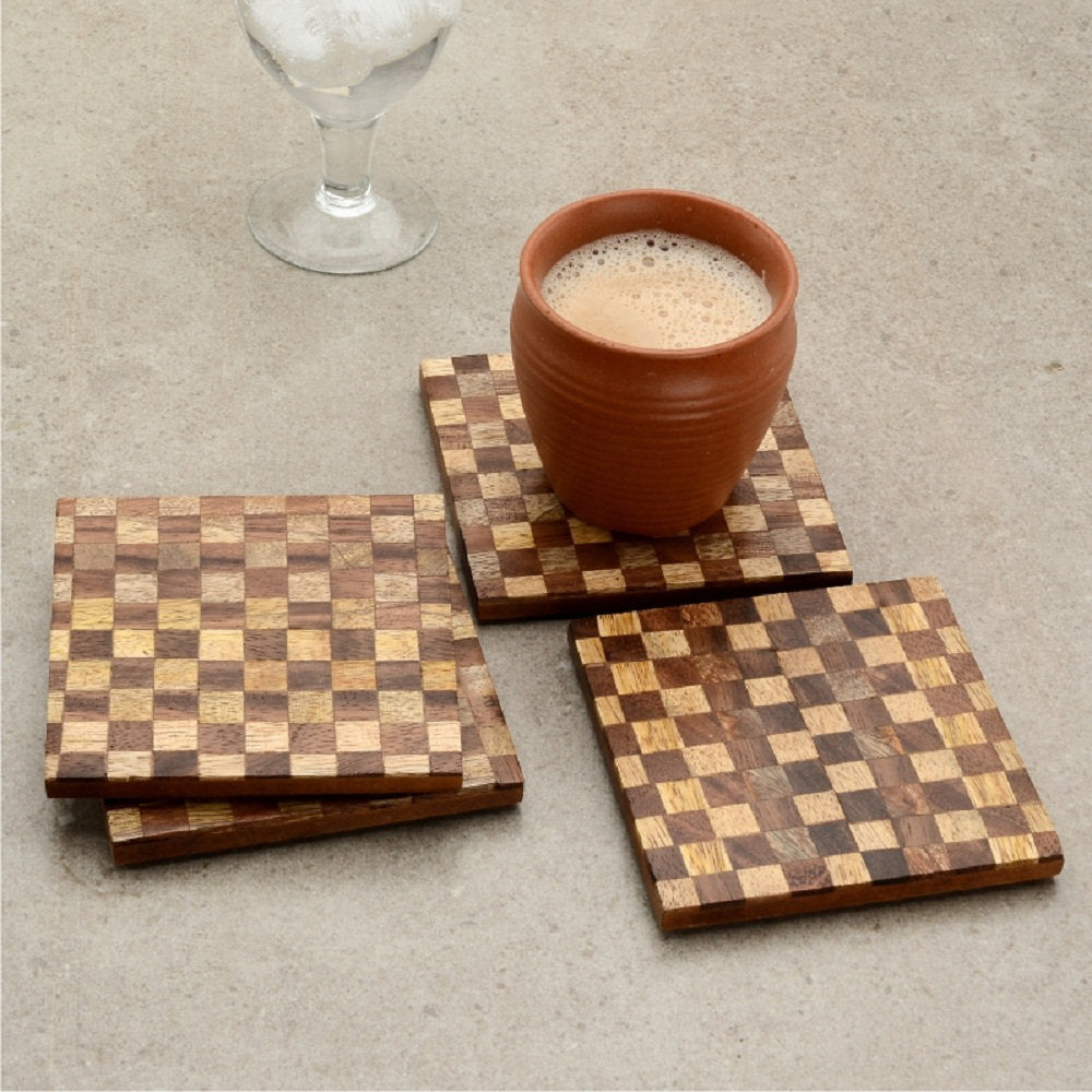 Mascot Hardware Beautiful Square Checkered Wood Coaster Set of 4