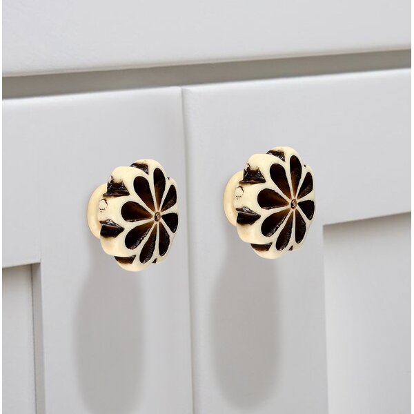 Mascot Hardware Hand Crafted Resin 1-3/8 in. Cream & Black Cabinet Knob