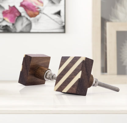 Mascot Hardware Fusion Striped 1-3/10 in. (33mm) Cream & Brown Drawer Cabinet Knob
