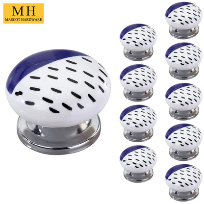Mascot Hardware Sugar Maple 1-1/2 in. Drawer Cabinet Knob