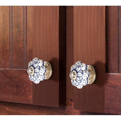 Mascot Hardware Flowered Knob 1-7/10 in. White Cabinet Knob (Pack of 10)