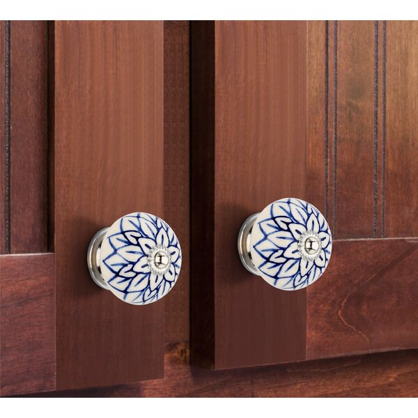 Water Lily 1-4/7 in. Round Cabinet Knob