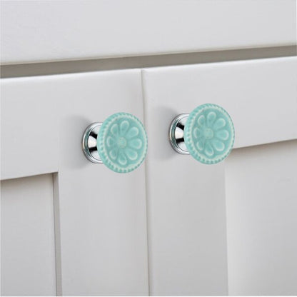 Gerbera 1-4/7 in. Cabinet Knob